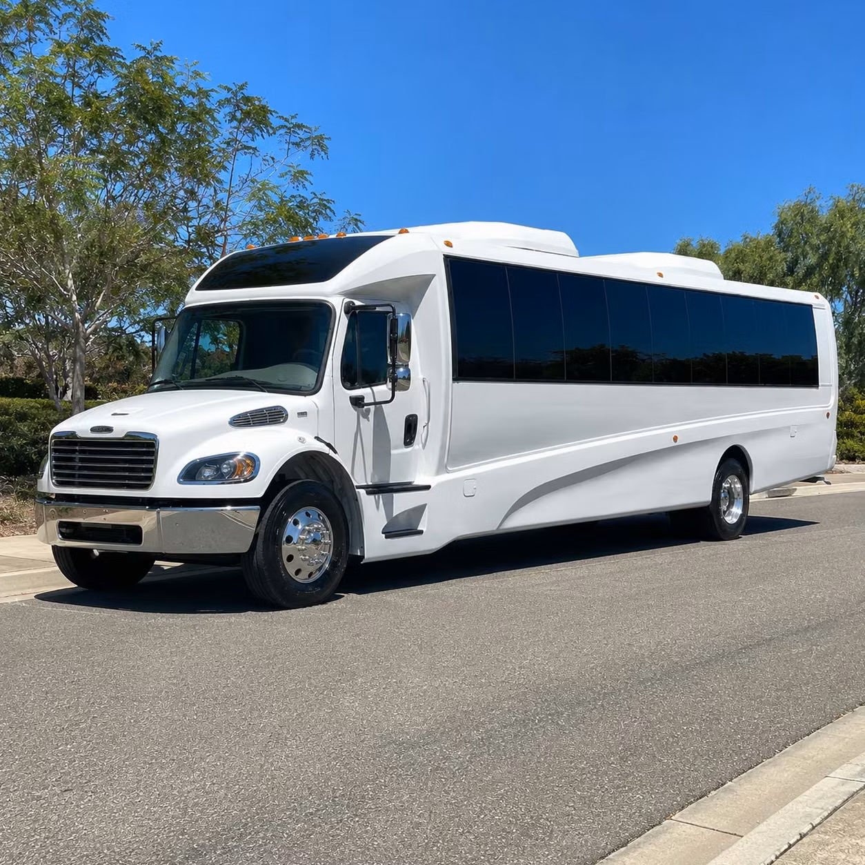 25 passenger minibus